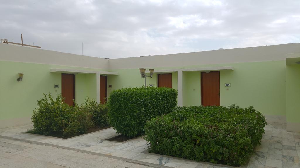 Al Waha Hotel Jeddah Exterior photo